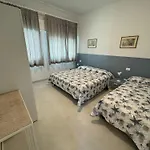 App4rent Villa Zanetti - Appartamenti con spiaggia privata frontemare
