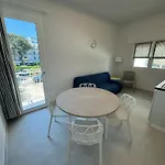 App4rent Villa Zanetti - Appartamenti con spiaggia privata frontemare