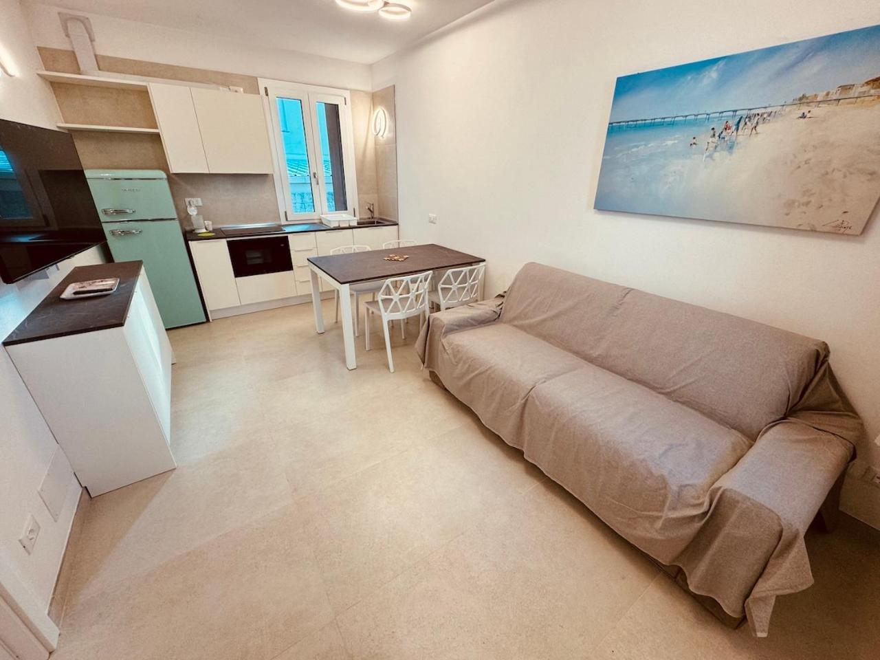 Apartment App4rent Zanetti - Con Privata Frontemare *