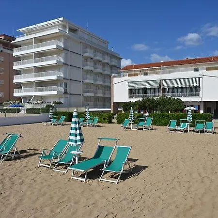 App4rent Zanetti - Con Privata Frontemare Lido di Jesolo